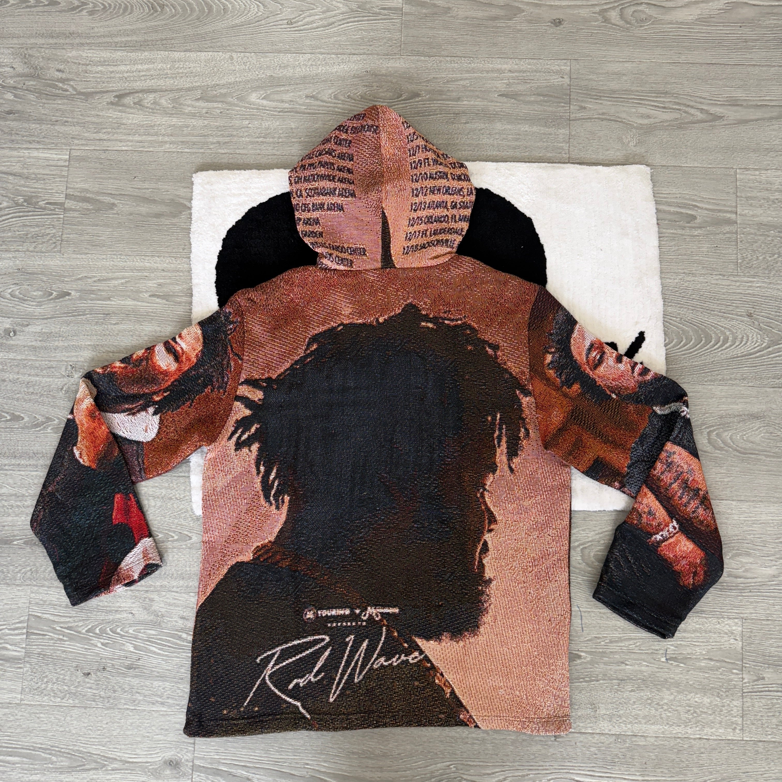 RODWAVE NOSTALGIA TAPESTRY HOODIE